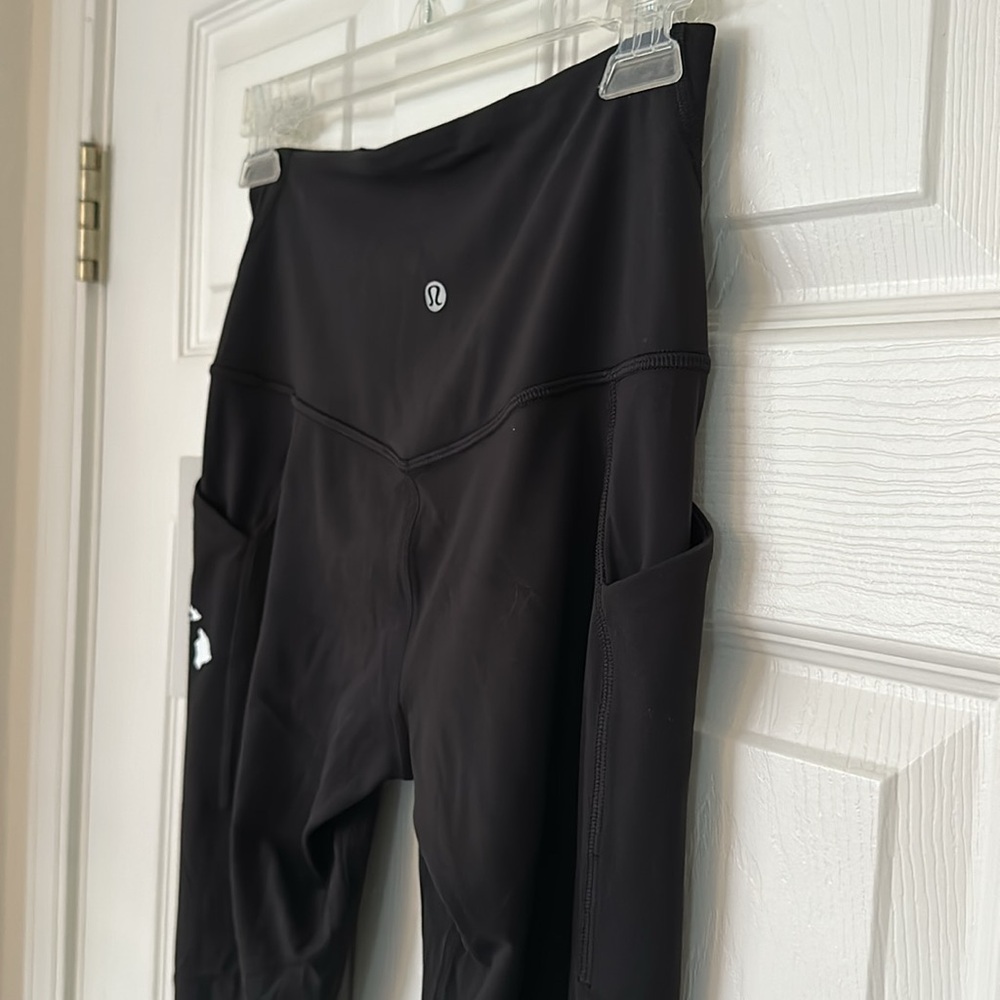 LULULEMON Black Align HR Pant 25” Pockets Hawaii Islands Waikiki Leggings 6 🖤 - Picture 5 of 7